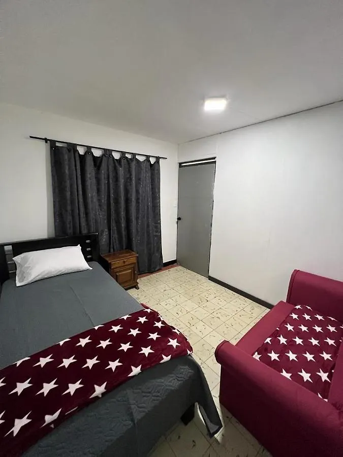 Hotel La Casa Del Tranvia Medellín 0*,  Colombia
