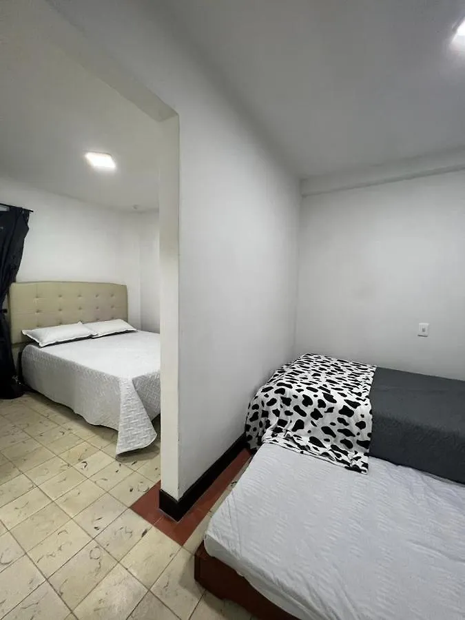 Hotel La Casa Del Tranvia Medellín Affittacamere